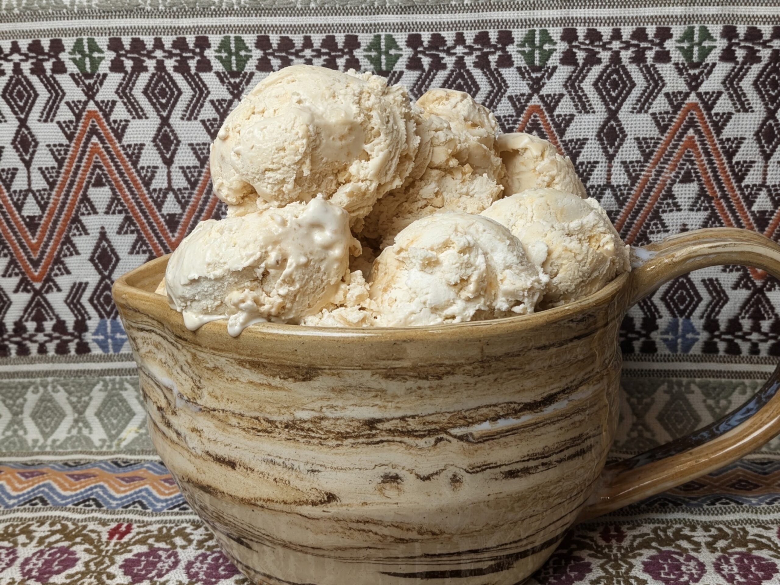 Butterscotch Cashew Crunch Ice Cream